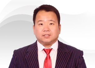 李伟